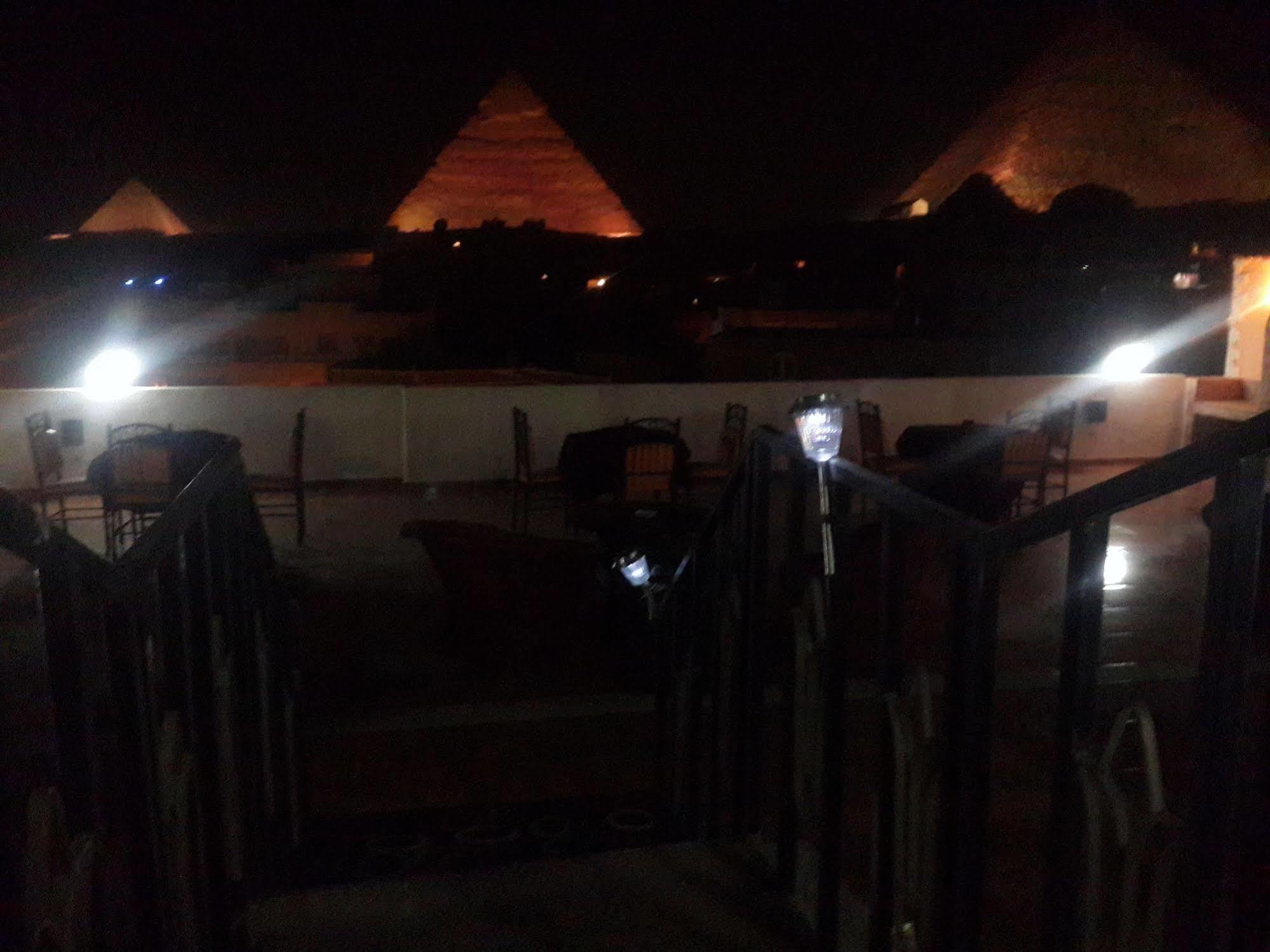 Pyramids Plateau Inn Giza ภายนอก รูปภาพ