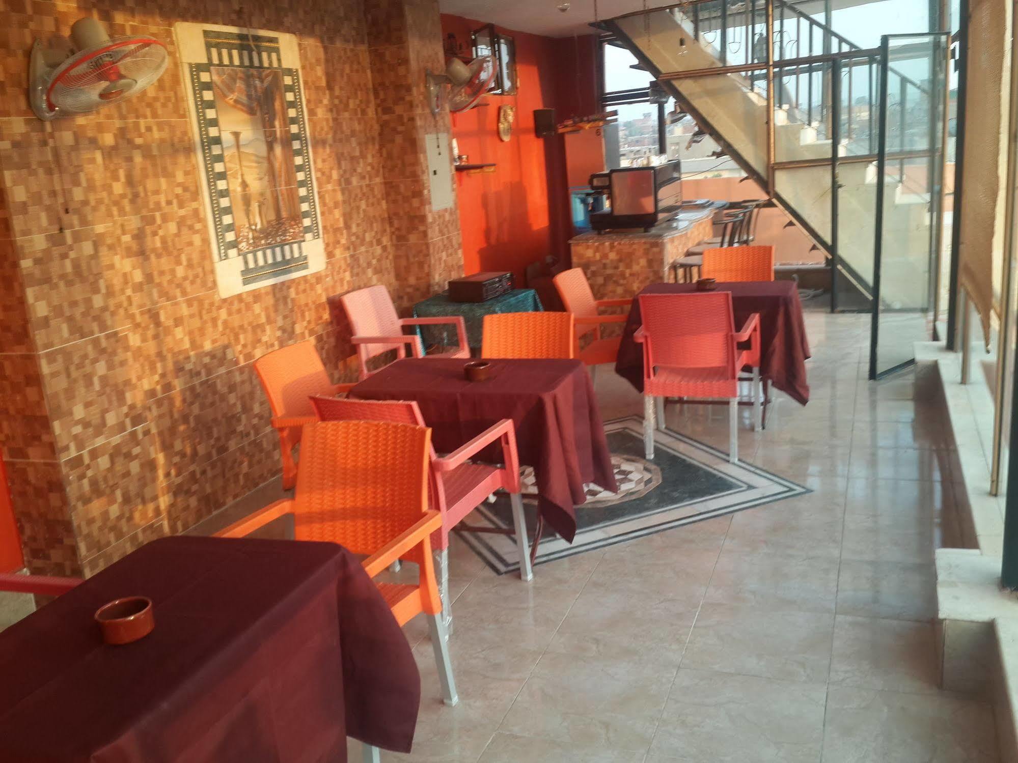 Pyramids Plateau Inn Giza ภายนอก รูปภาพ